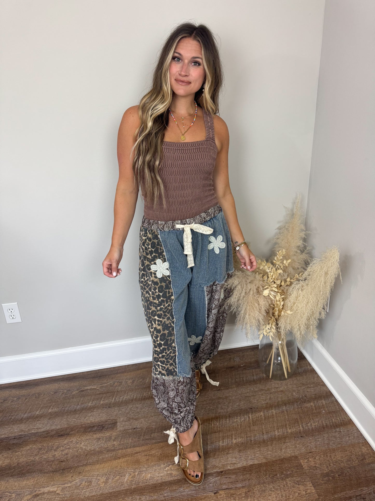 Meadow Daze Seamless Top | Mocha
