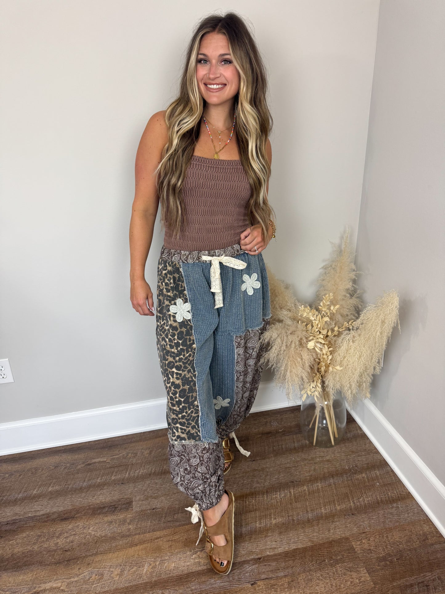 Meadow Daze Seamless Top | Mocha
