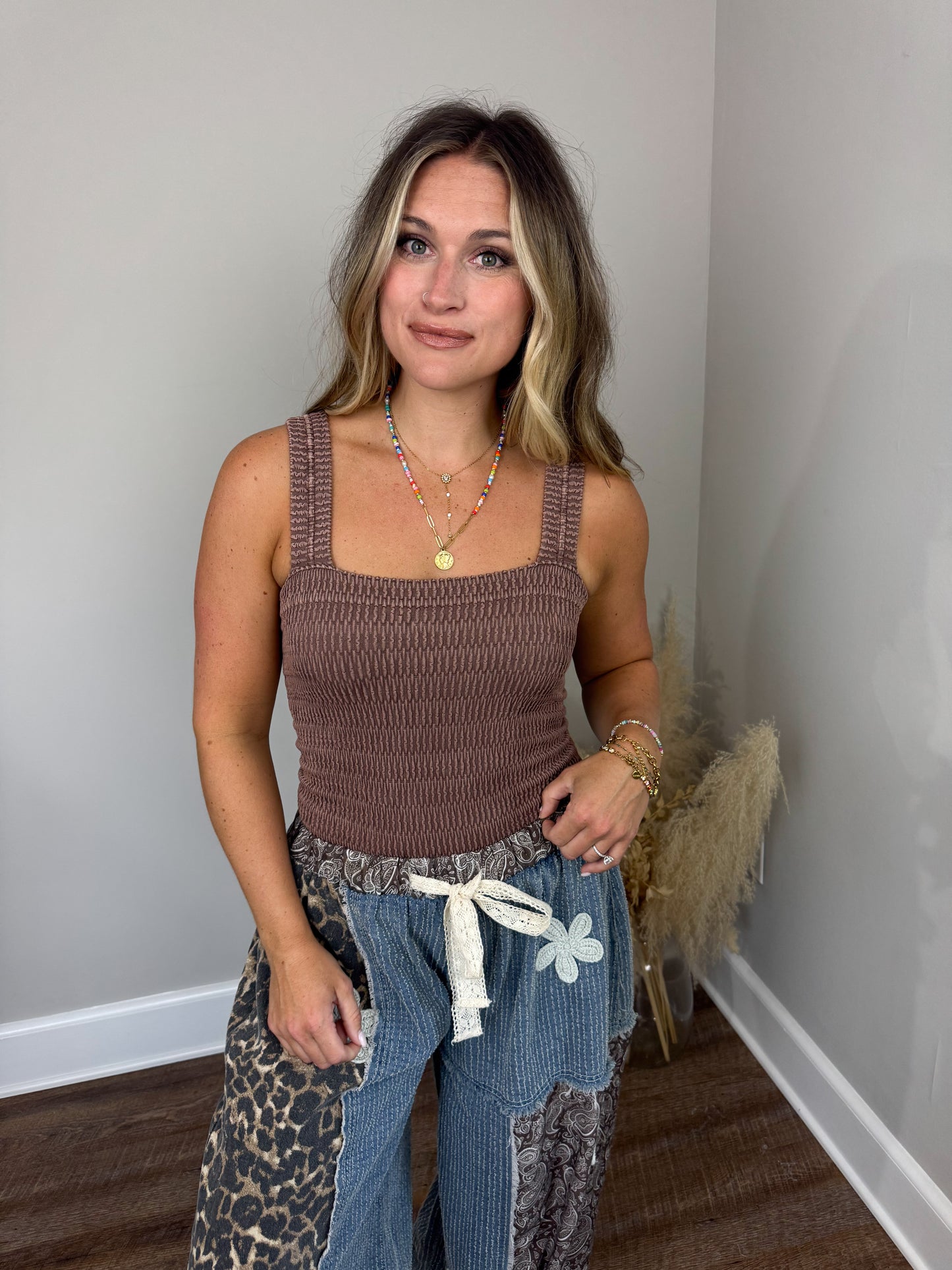 Meadow Daze Seamless Top | Mocha