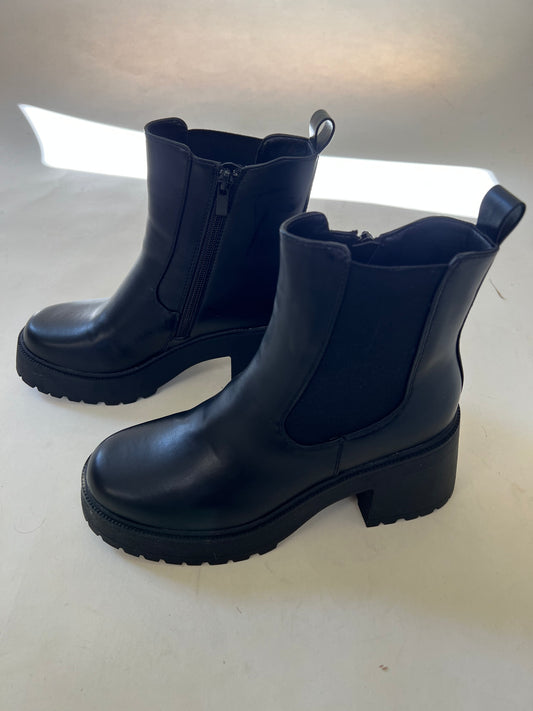 Declan Platform Bootie | Black FINAL SALE