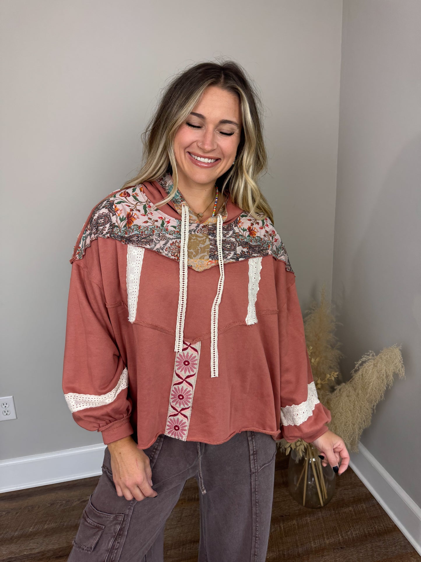 Echo Hooded Top