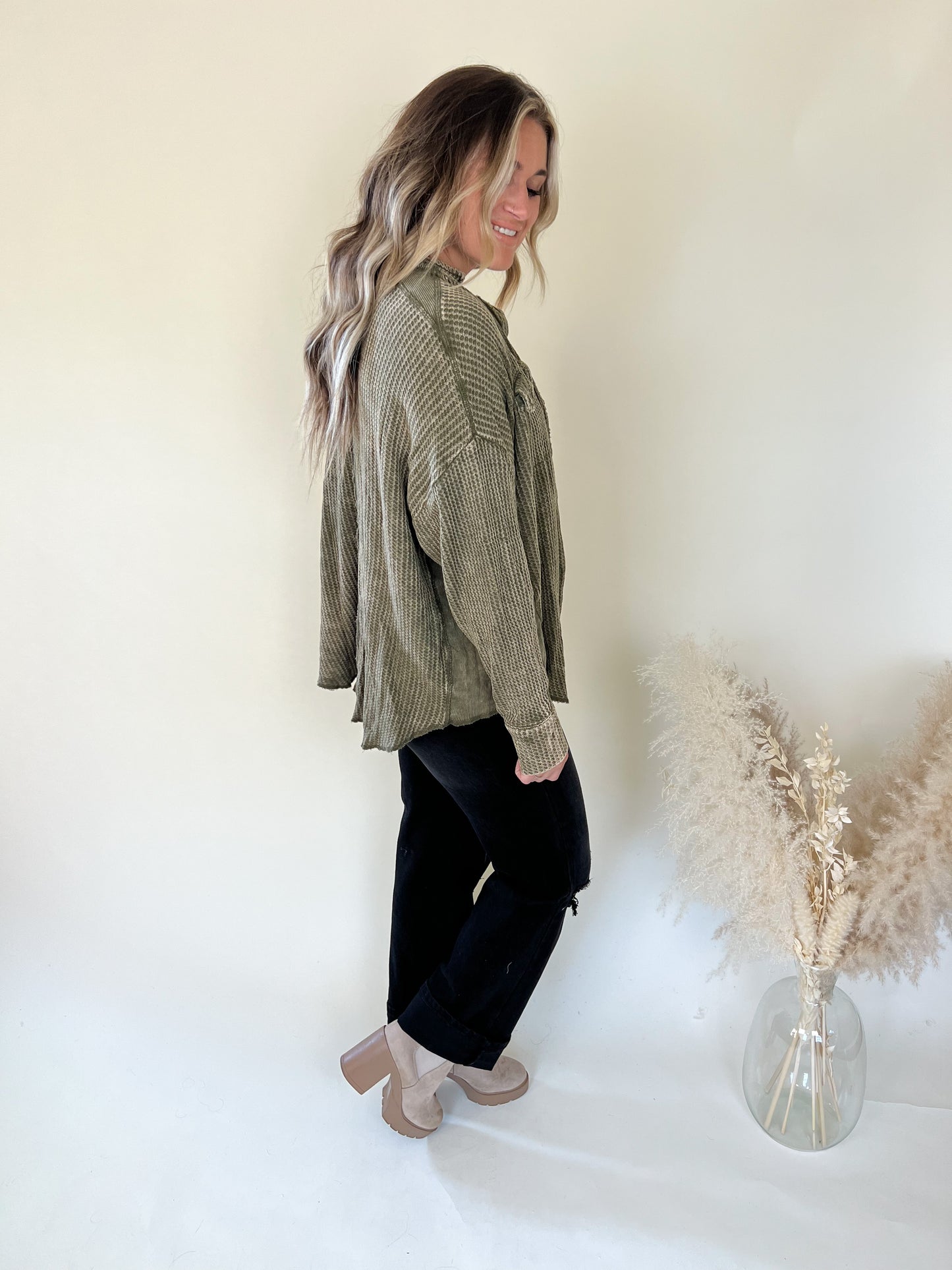 Rhodes Acid Wash Shacket | Olive