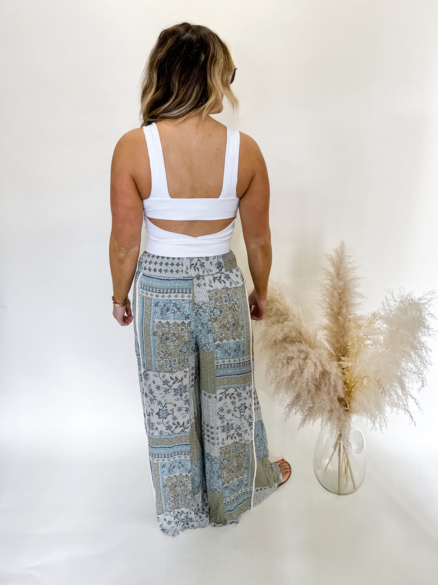 Des Square Neck Crop Top | Off White