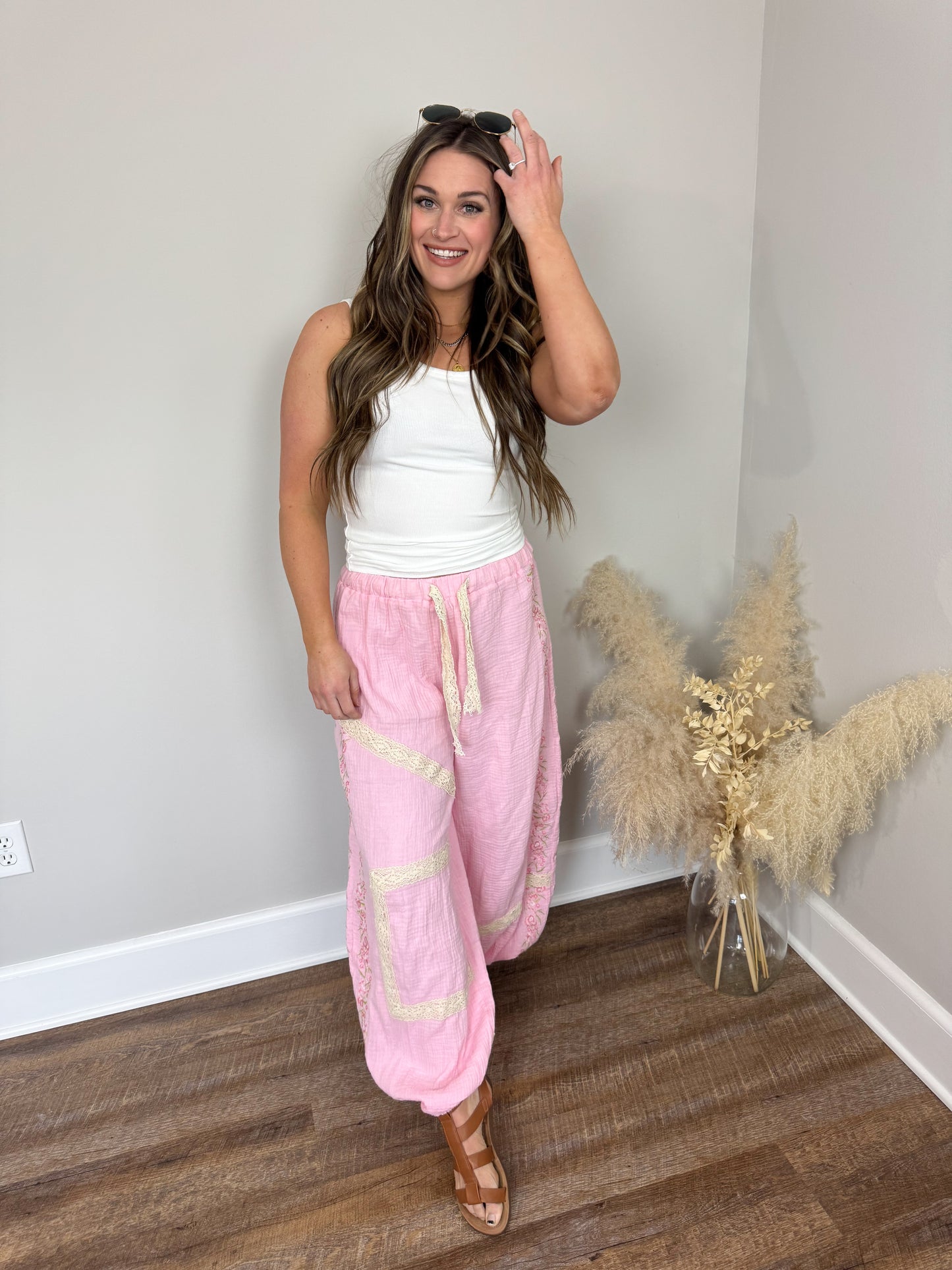 Clark Scoop Tank Top | White