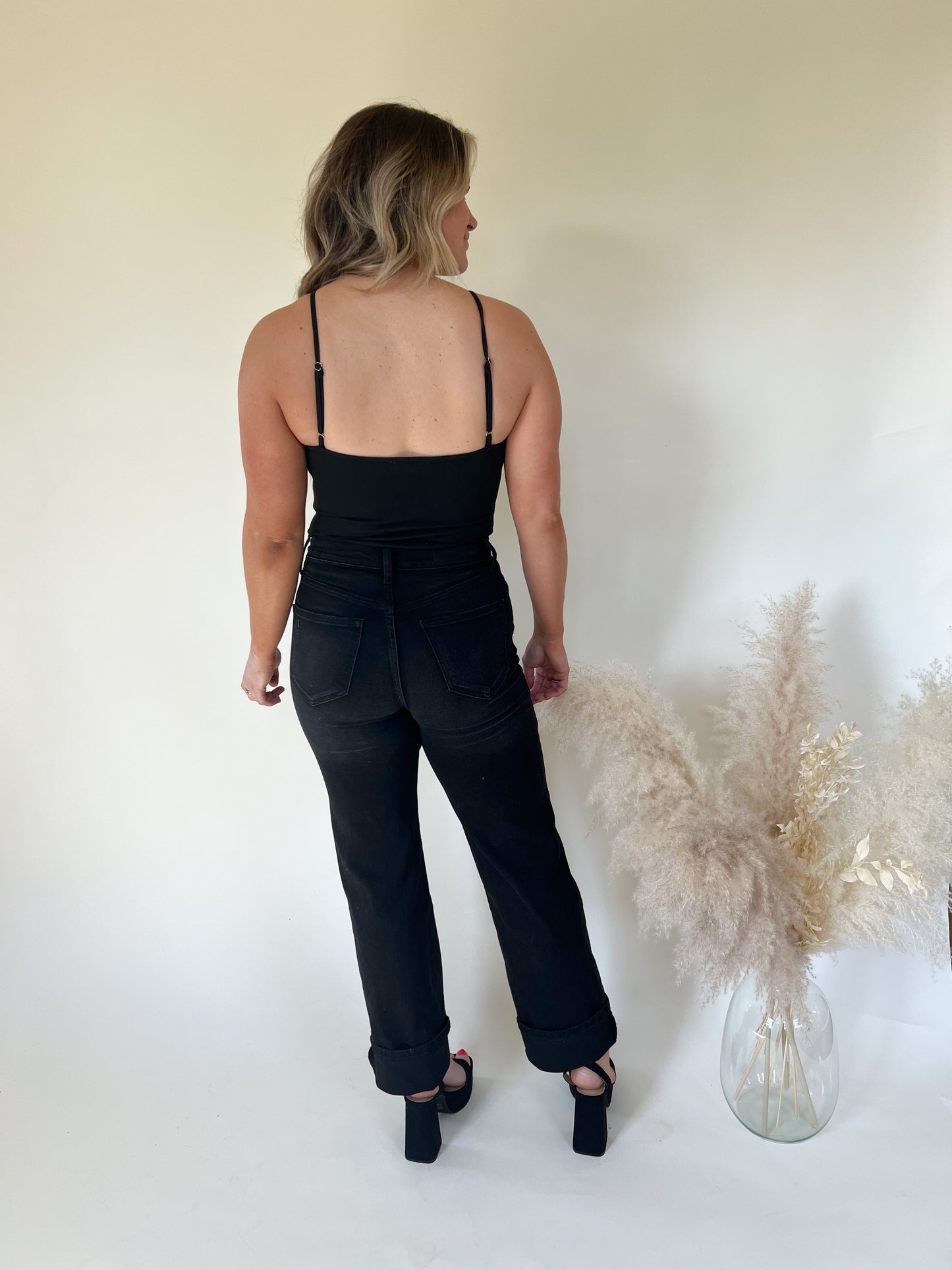 Stand Out Plunge Neck Bodysuit | Black