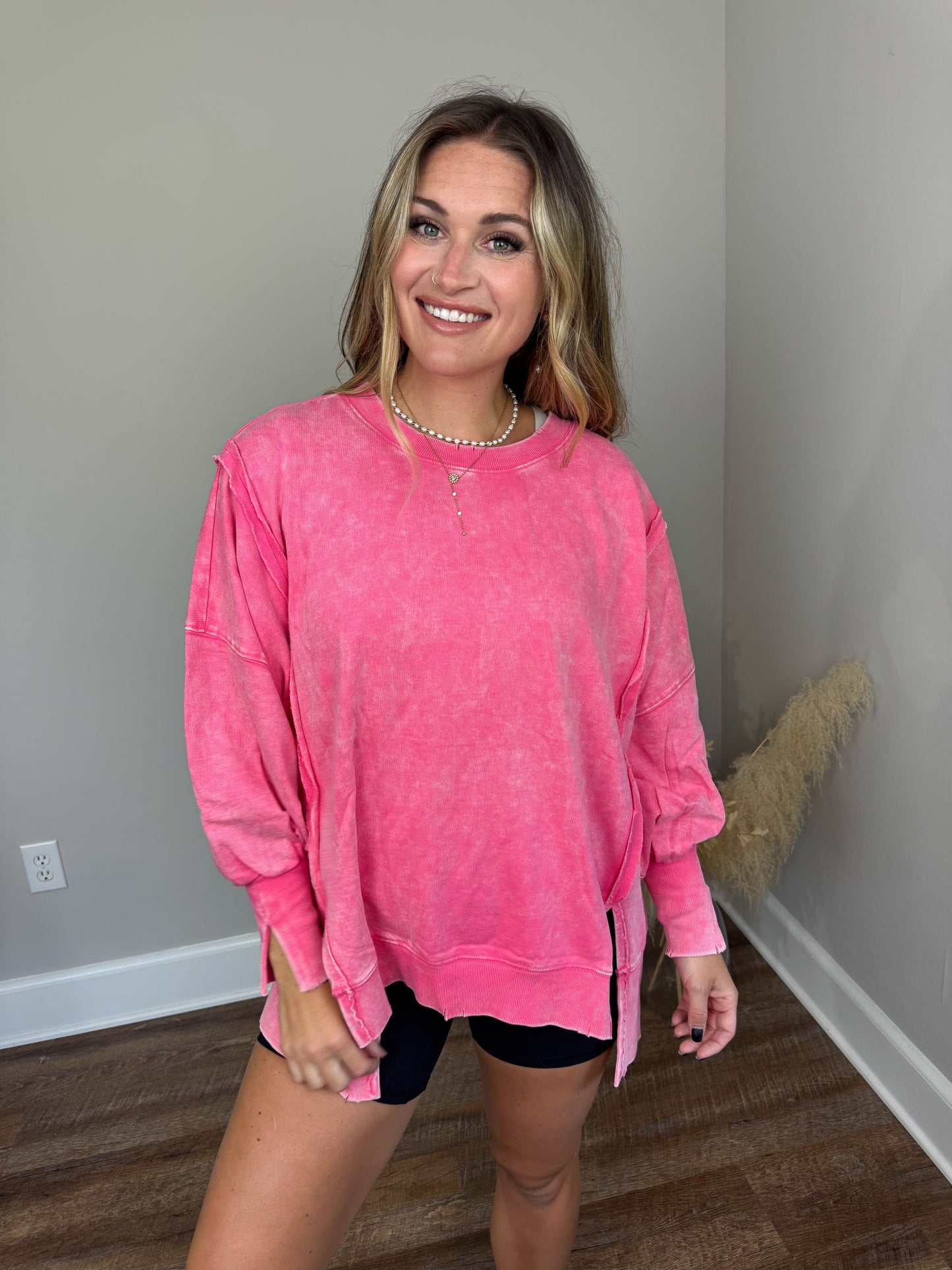 Seaside Washed Sweatshirt | Fuchsia