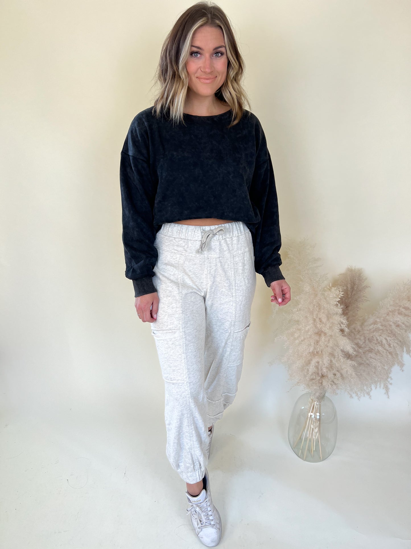 Kali Crew Neck Sweatshirt | Black