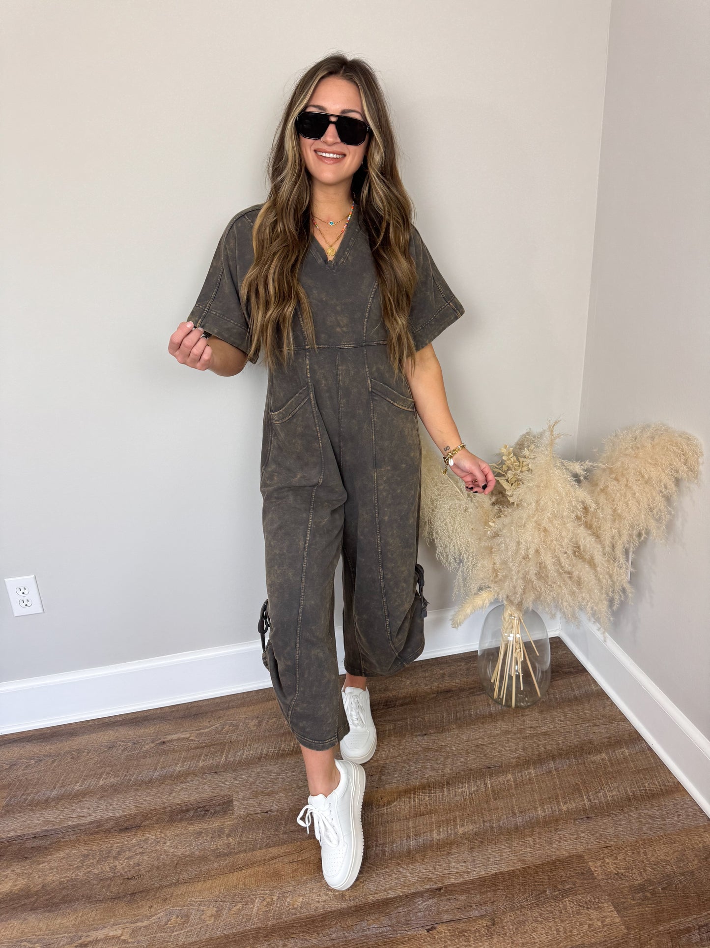 Estate V-Neck Jumpsuit | Ash Black