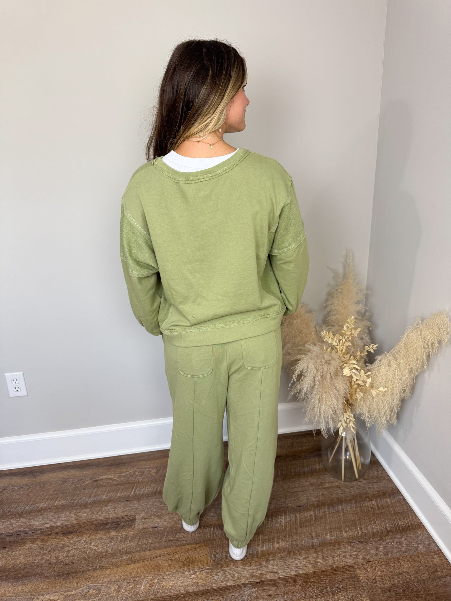 Wanderlust Sweatshirt