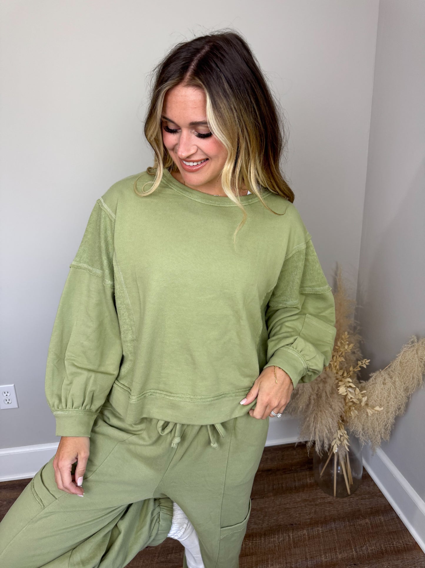 Wanderlust Sweatshirt
