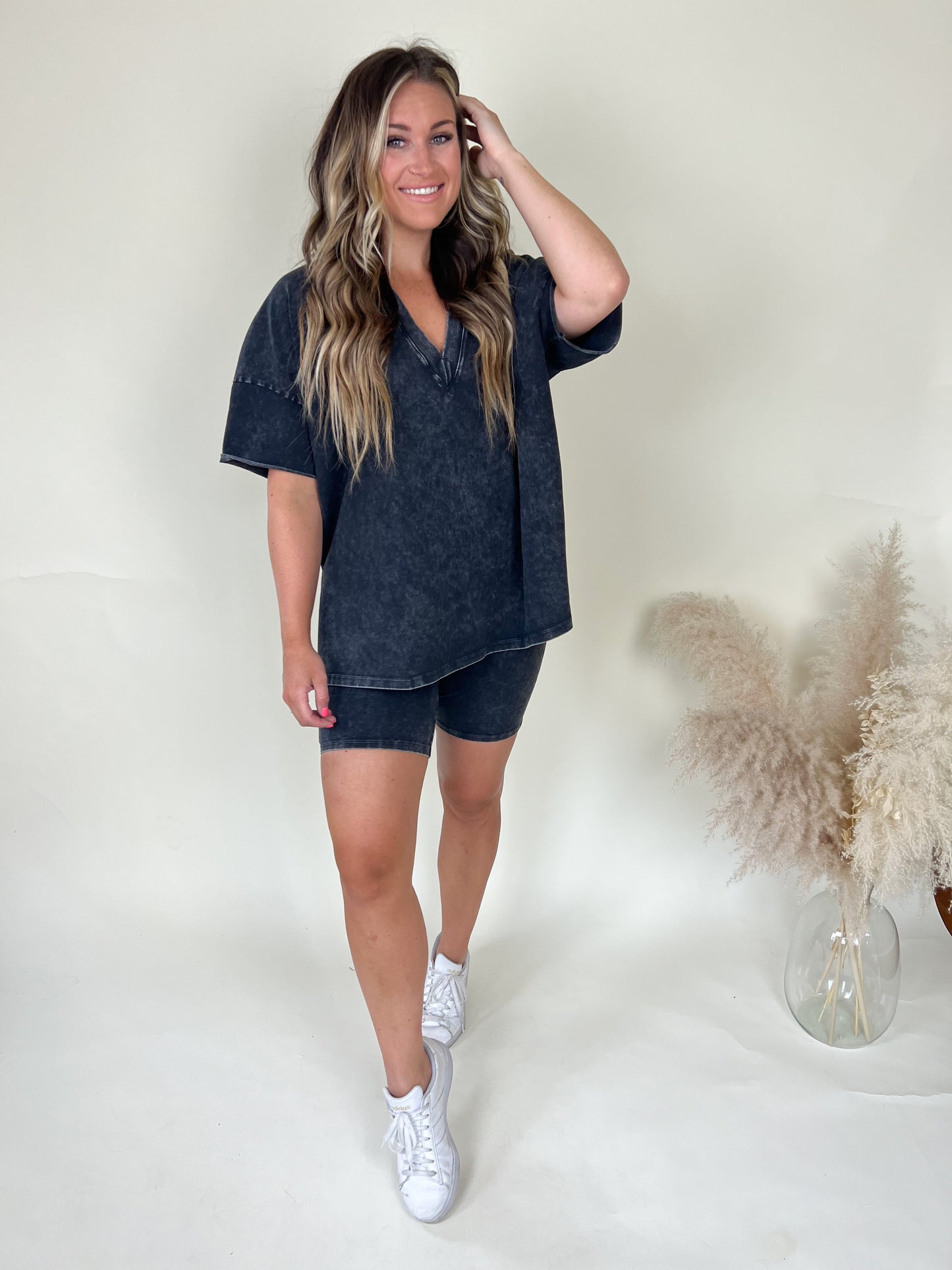 Oasis Biker Shorts | Charcoal