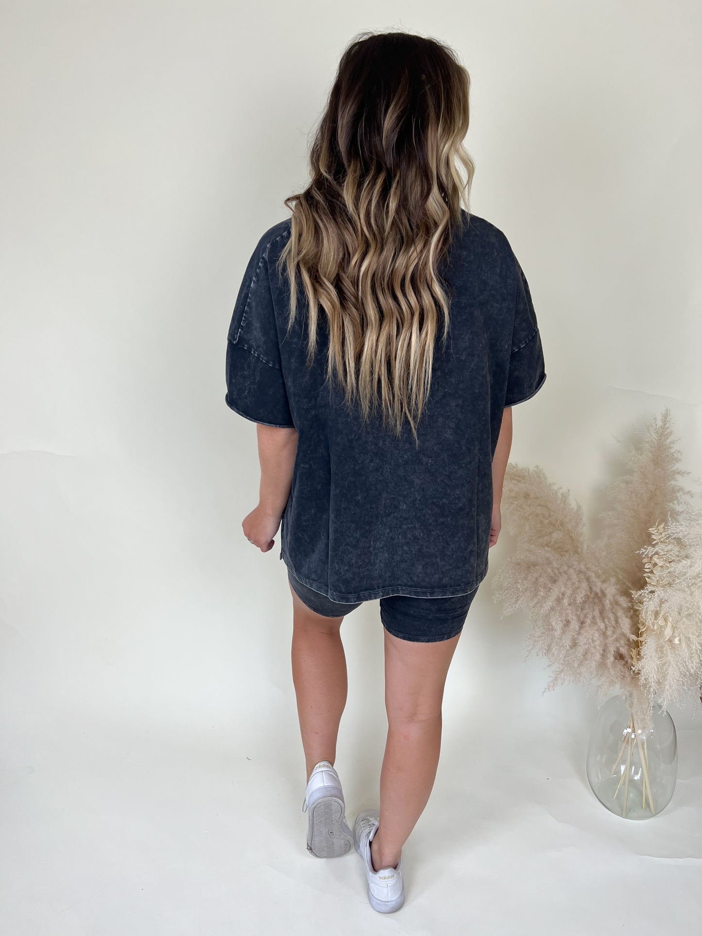 Oasis Biker Shorts | Charcoal