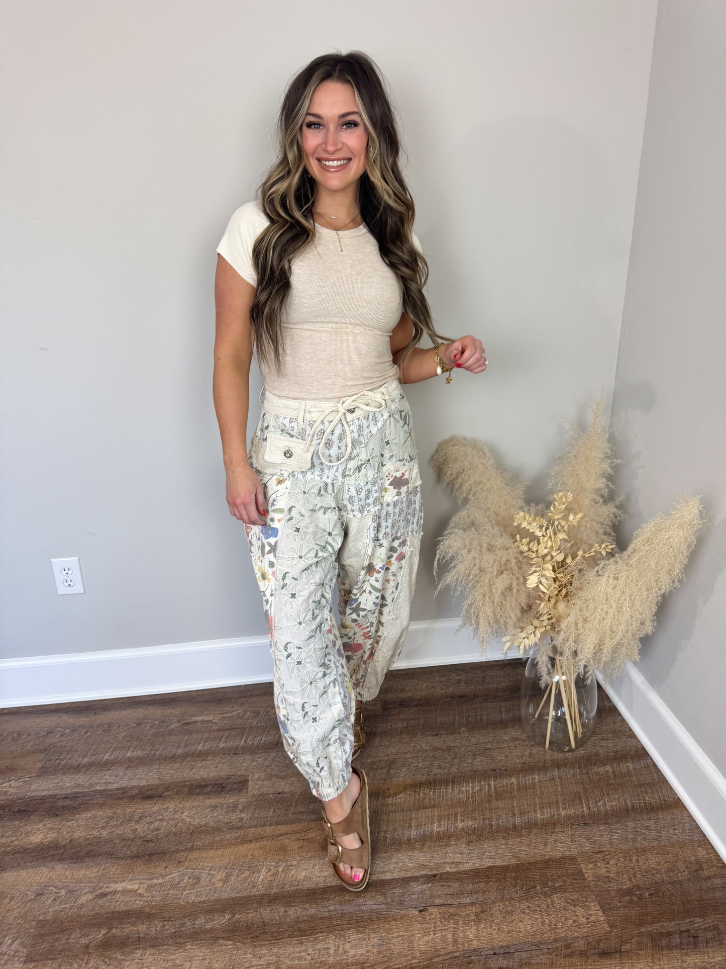 Armor Floral Joggers | Natural