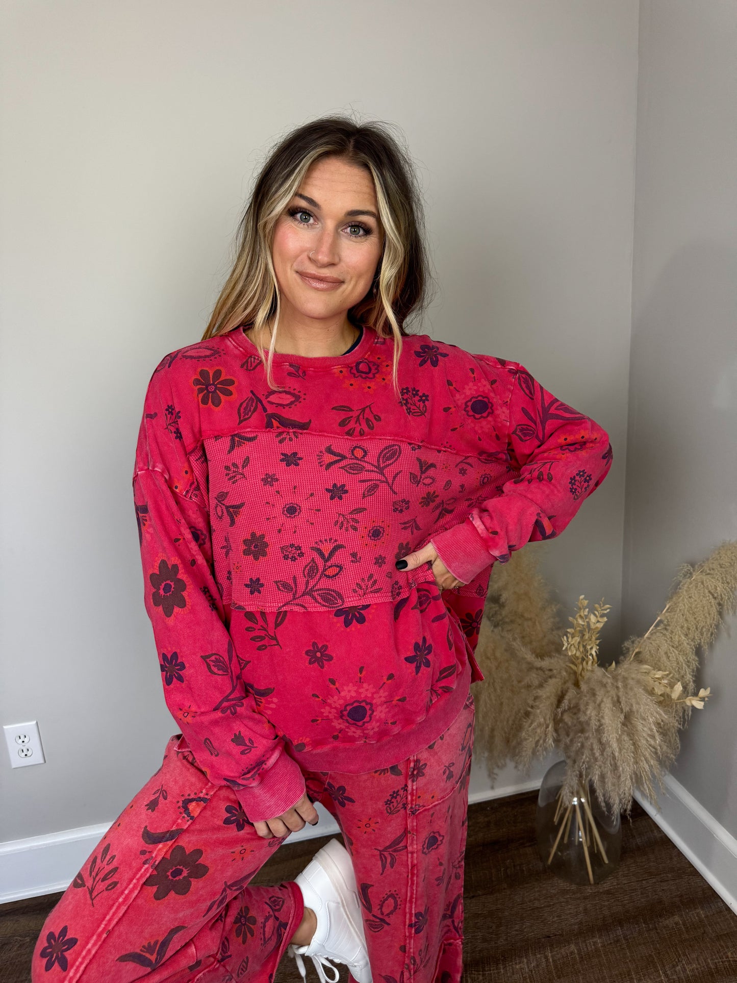 Evermore Printed Pullover | Red
