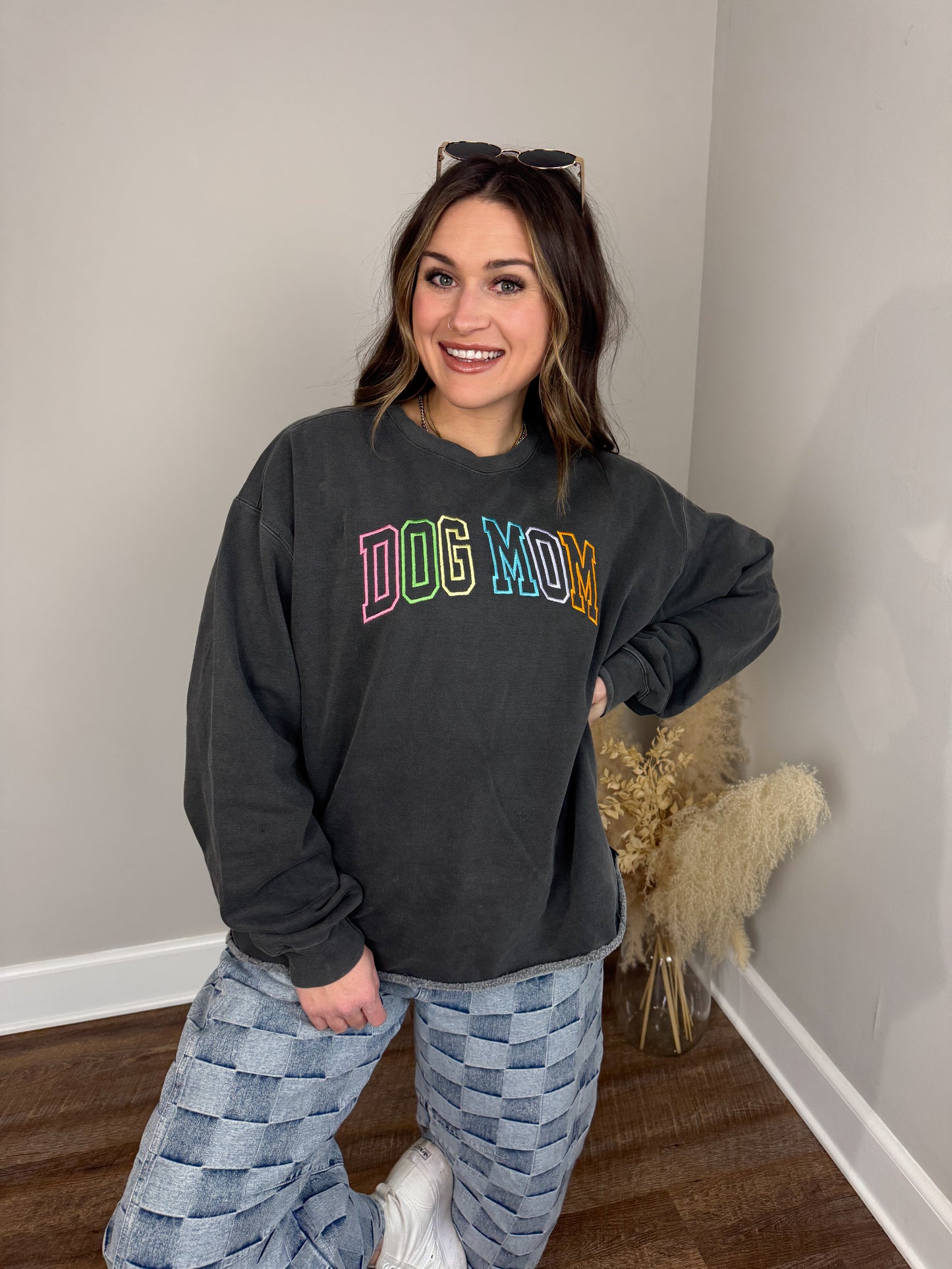Dog Mom Sweatshirt | Pepper