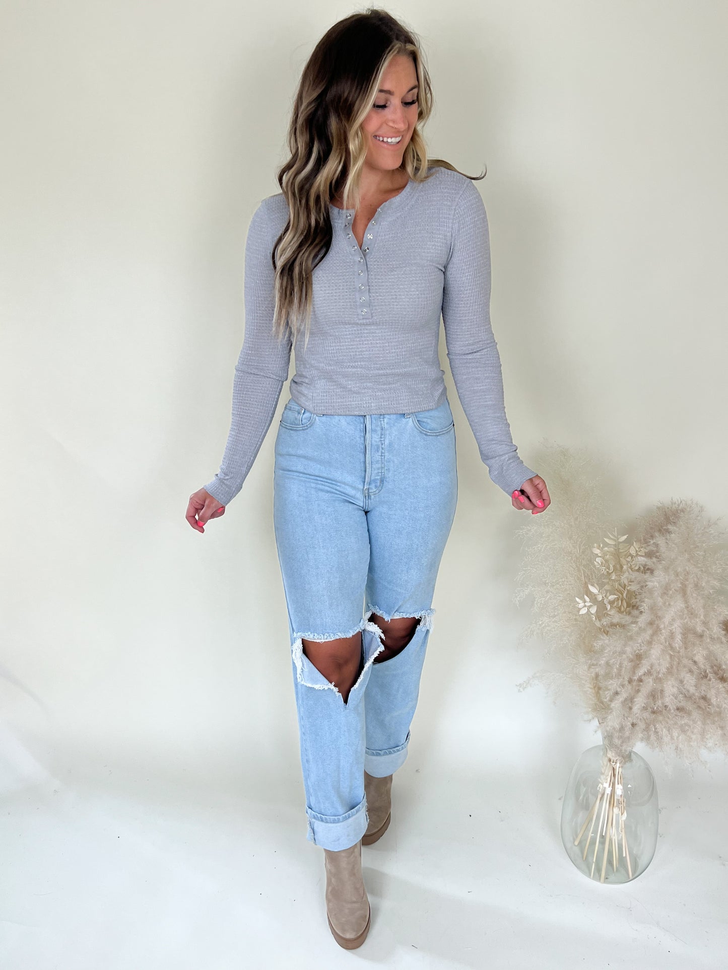 Best Life Waffle Knit Top | Grey