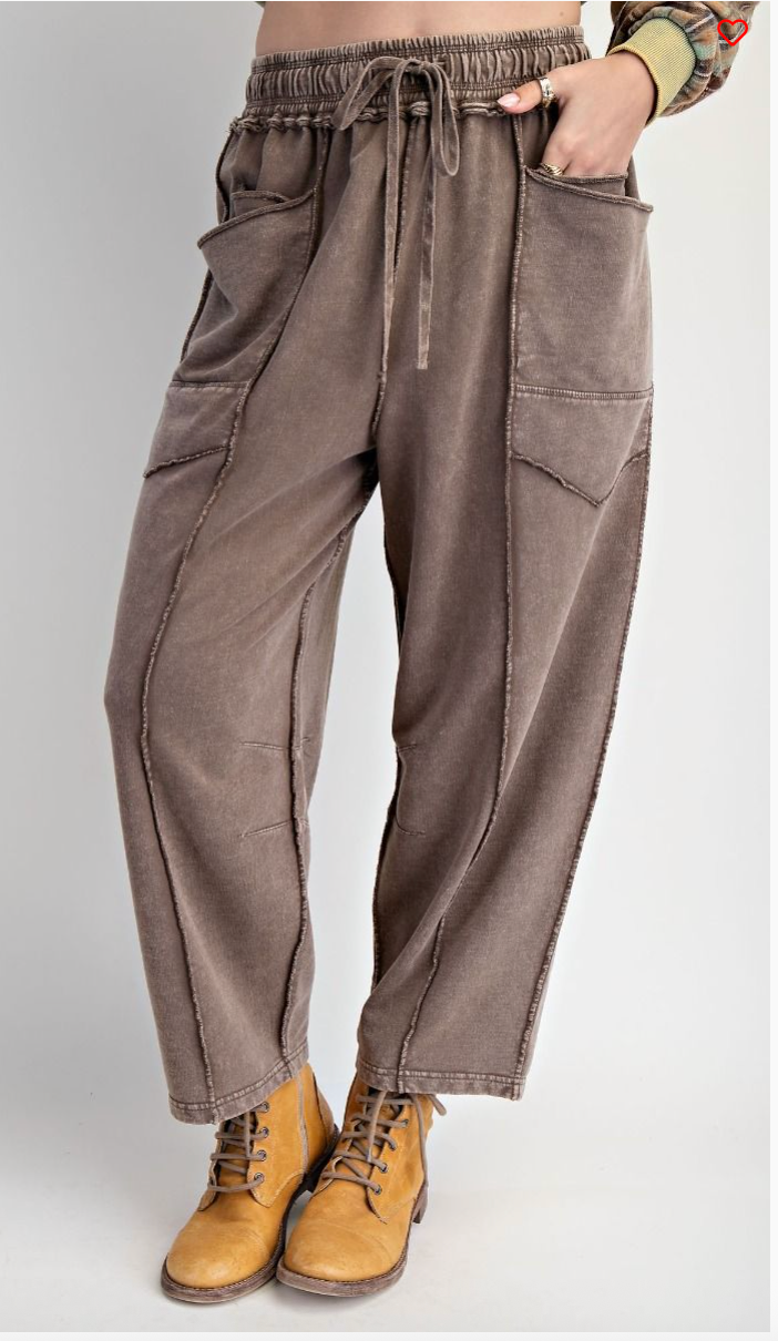 Twenty Five Barrel Pants | Mocha