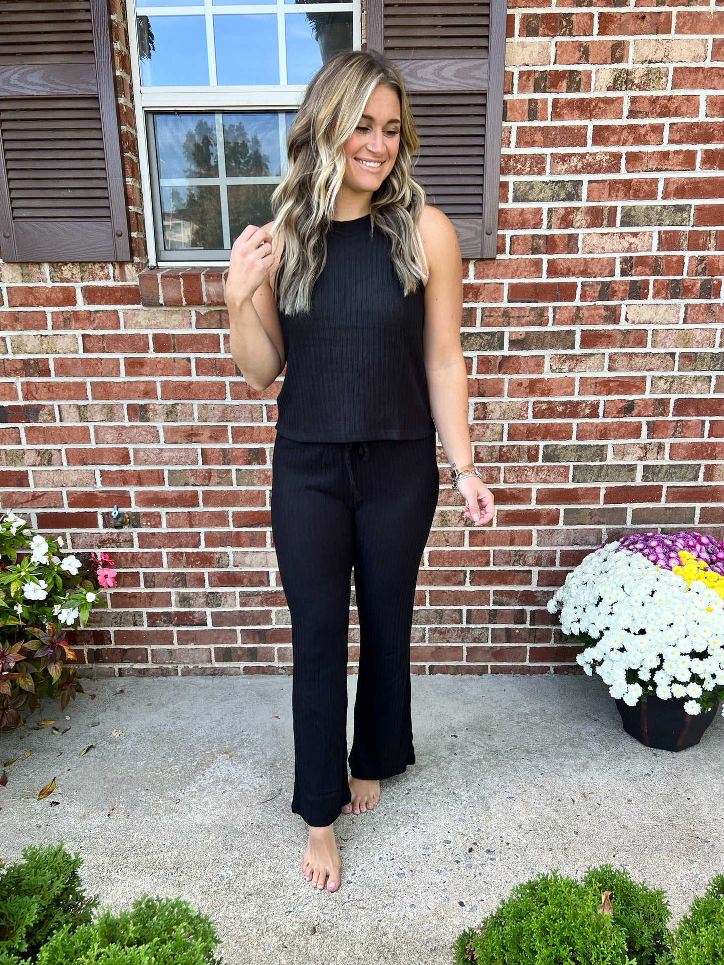 Emma Ribbed Lounge Top | Black