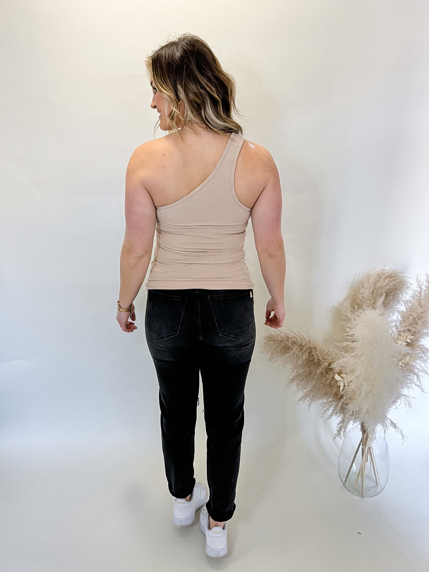 Surrender One Shoulder Top | Khaki