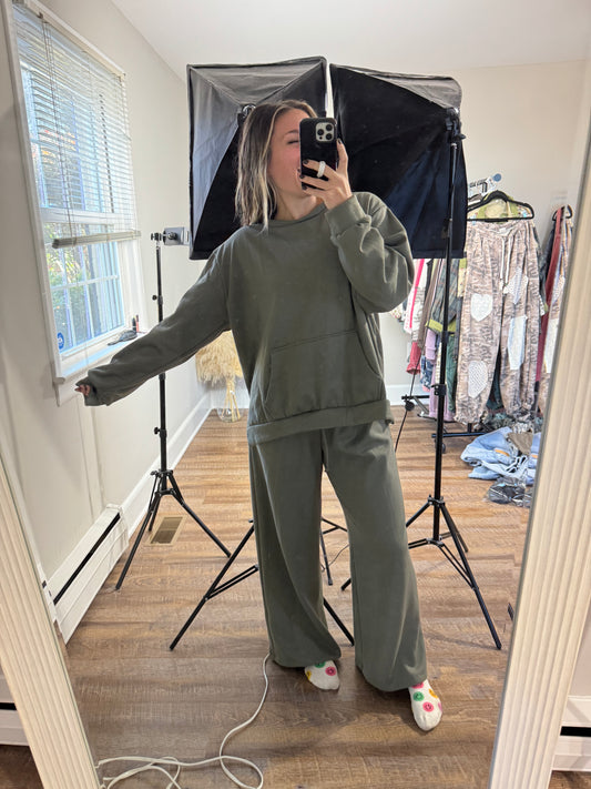 Devlin Wide Leg Pants | Olive