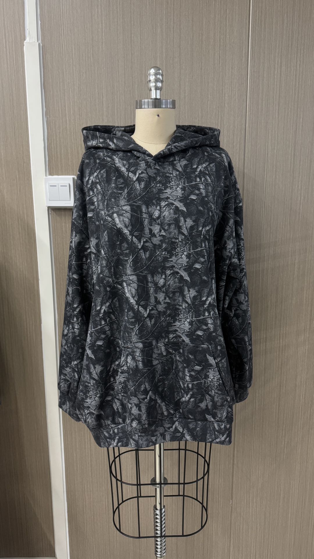 Boston Camo Hoodie | Black