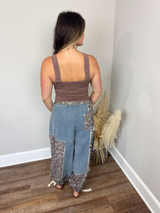 Meadow Daze Seamless Top | Mocha