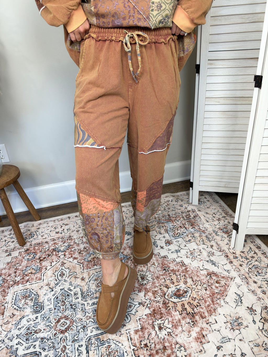 Desert Bloom Joggers | Mocha