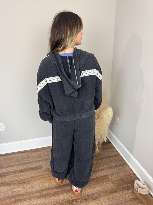 Toasted Almond Gauze Hoodie | Black