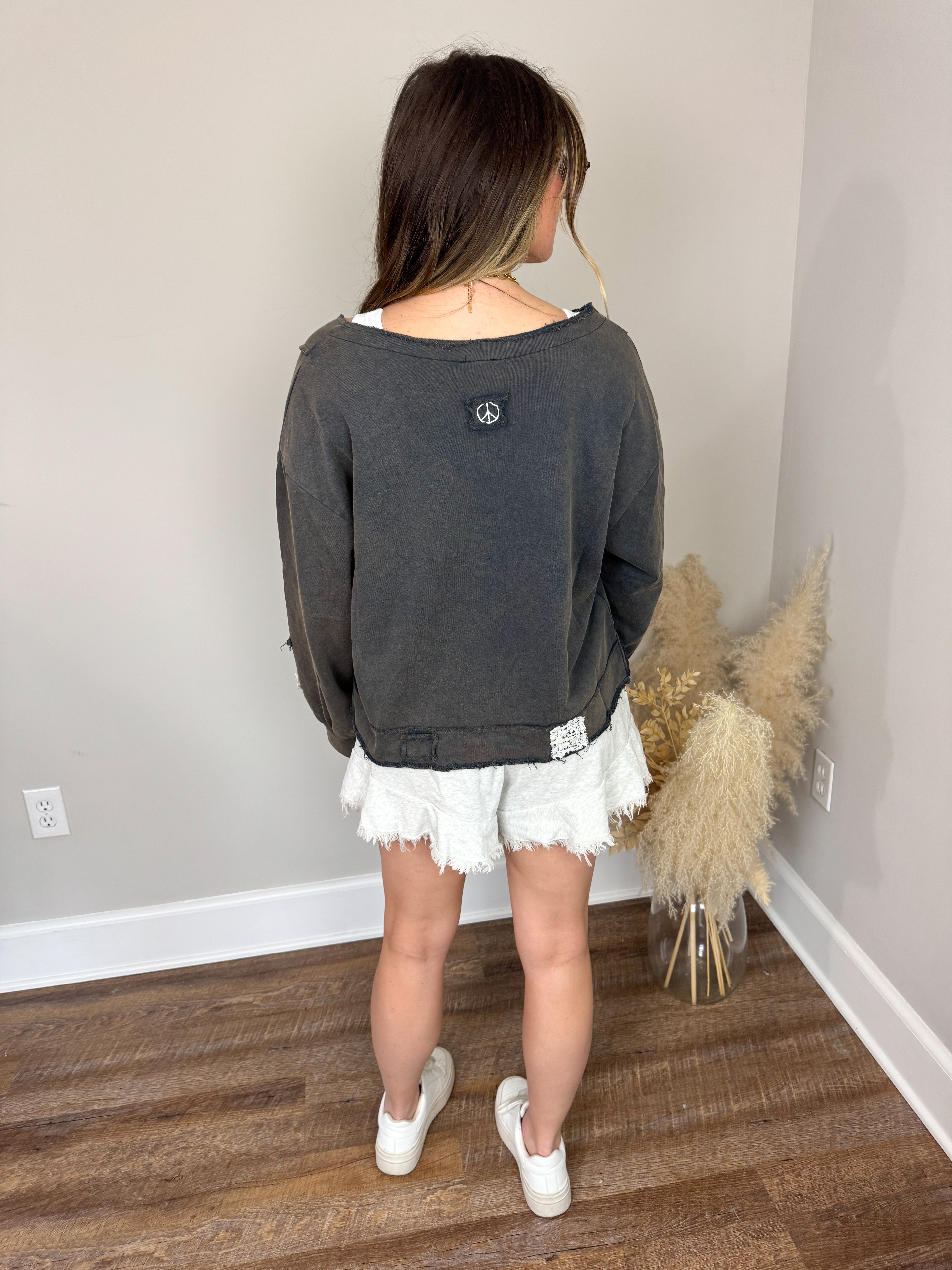 It Girl Pullover | Olive Charcoal