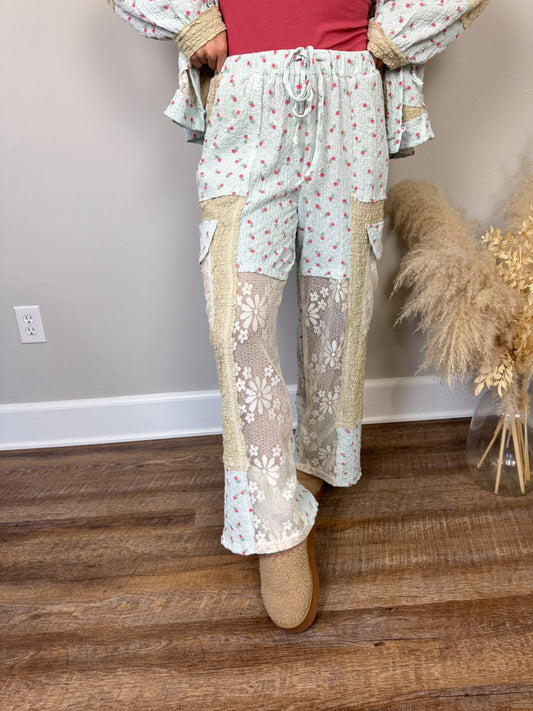 Kyla Floral Pants | Blue