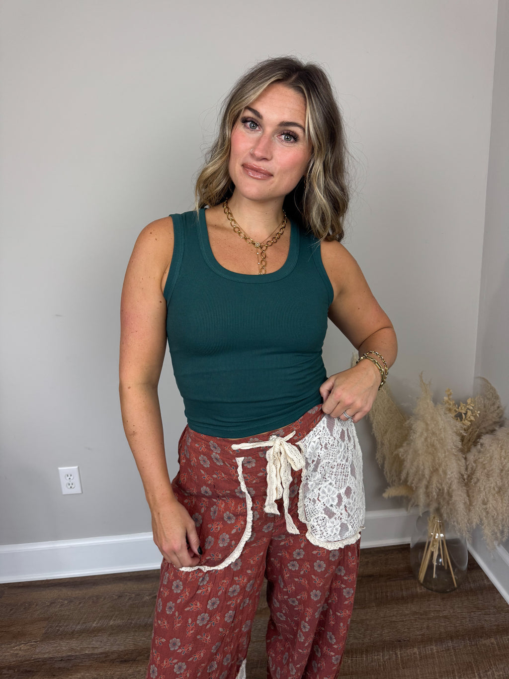 Clark Crop Tank Top | Dark Green