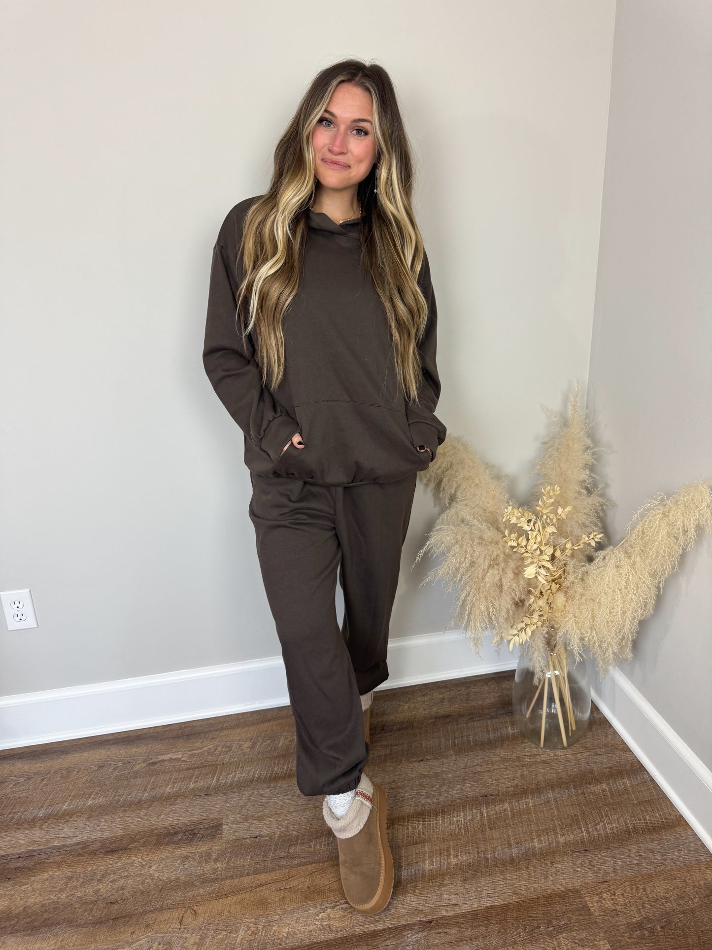 Devlin Hoodie | Chocolate