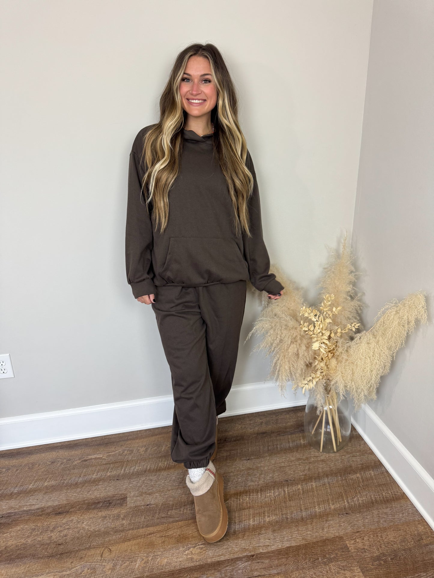 Devlin Hoodie | Chocolate