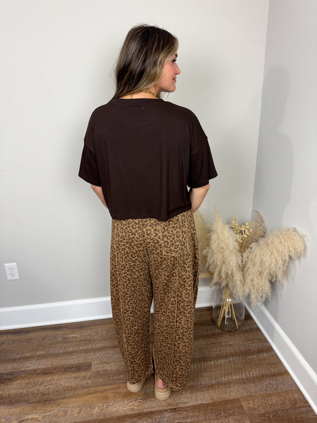Clark Crop T-Shirt | Brown