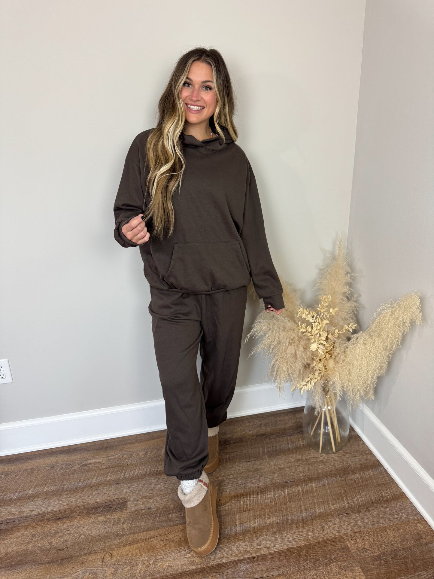 Devlin Hoodie | Chocolate