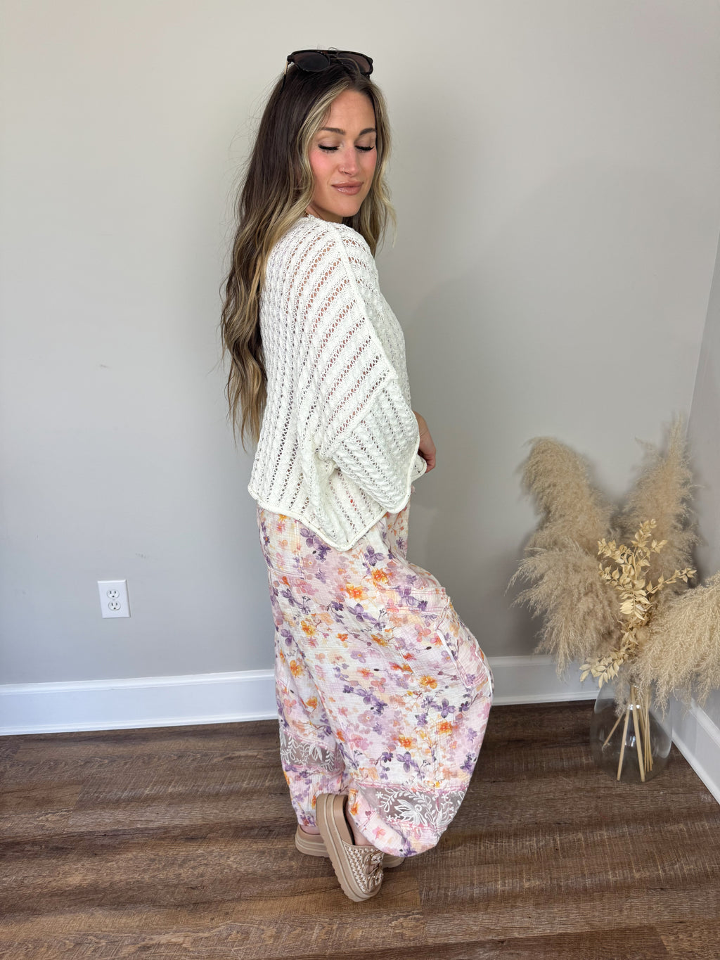 Green Eyes Crochet Sweater | Ivory