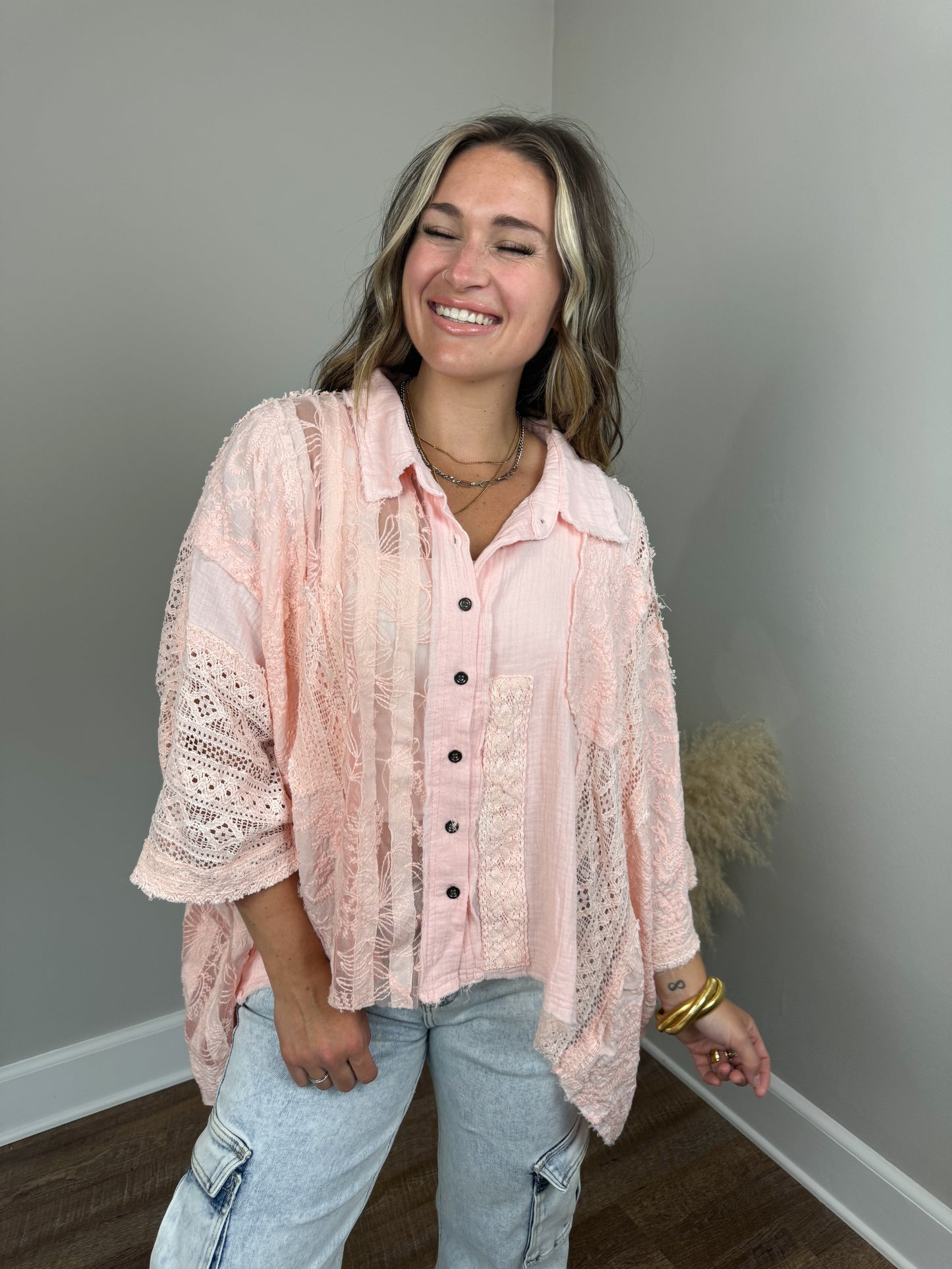 Your Place Lace Top | Peach