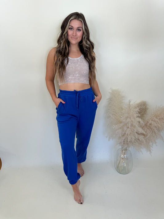 Roam Free Crop Tank | Ash Mocha