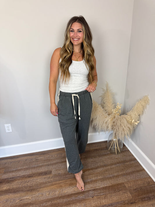Deborah Joggers | Charcoal