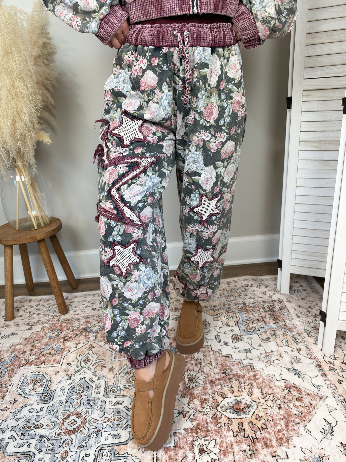 Trailblazer Jogger Pants | Navy Floral