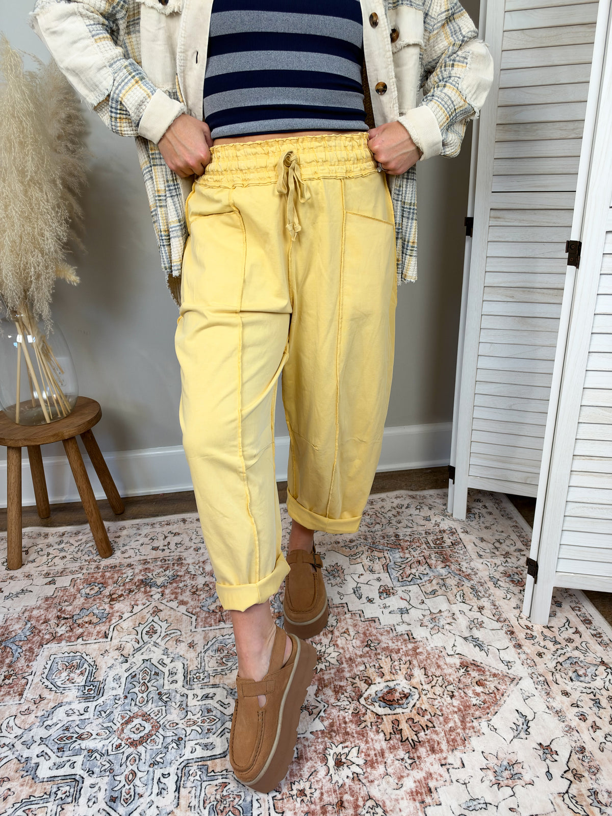 Chasing Sunshine Pants | Gold