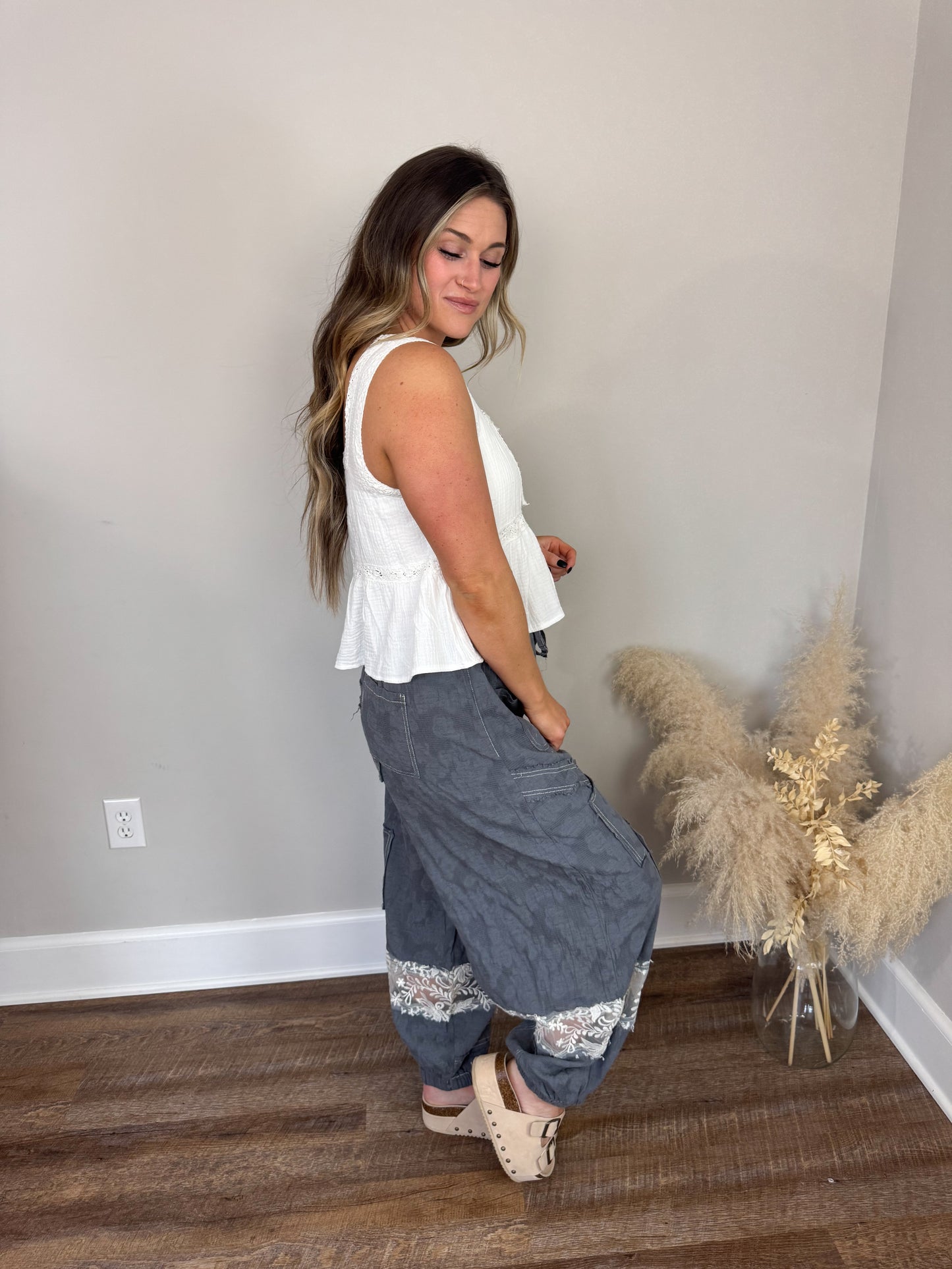 Harvest Trail Floral Pants | Stone