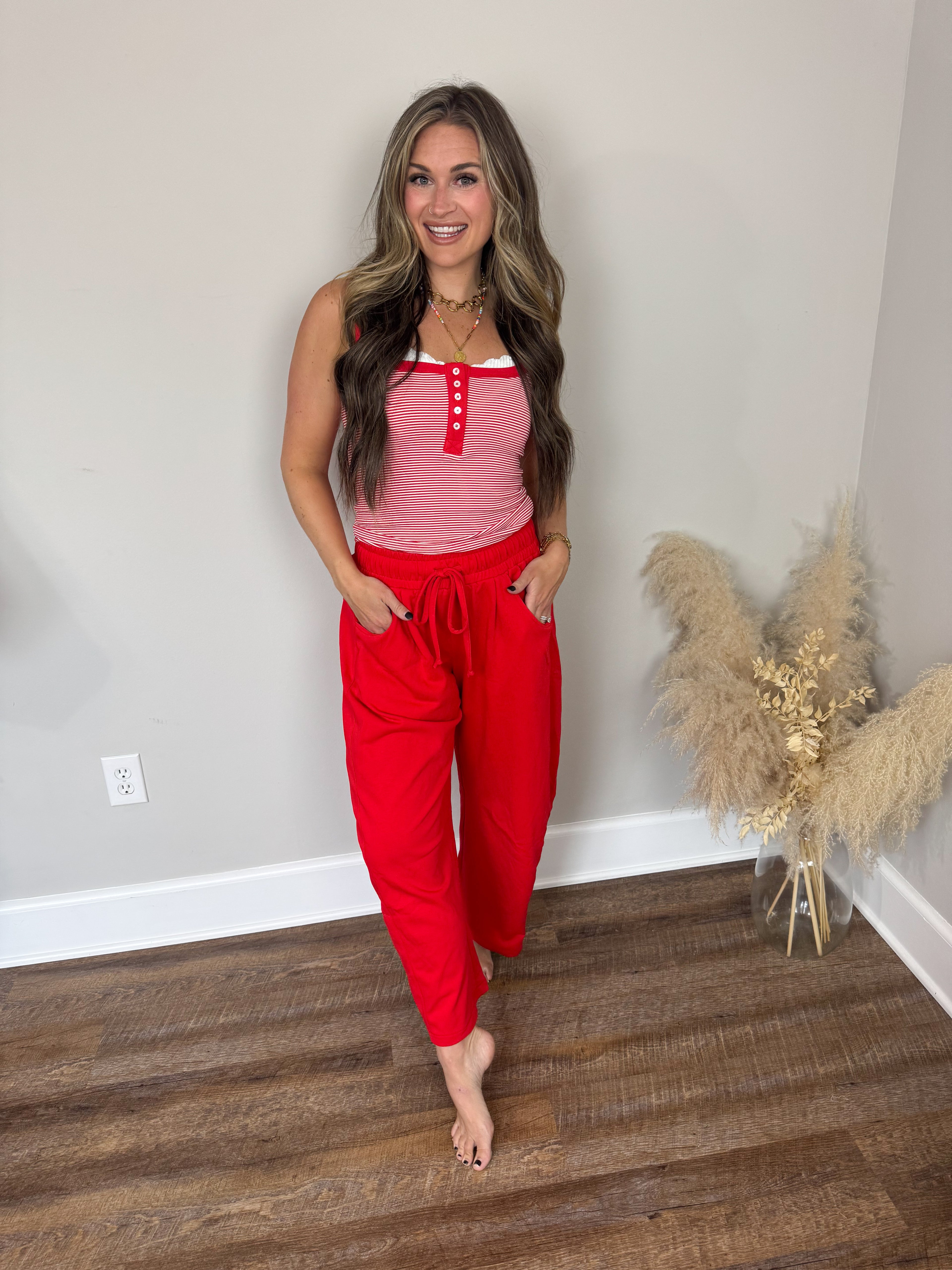 Noah Barrel Sweatpants | Red