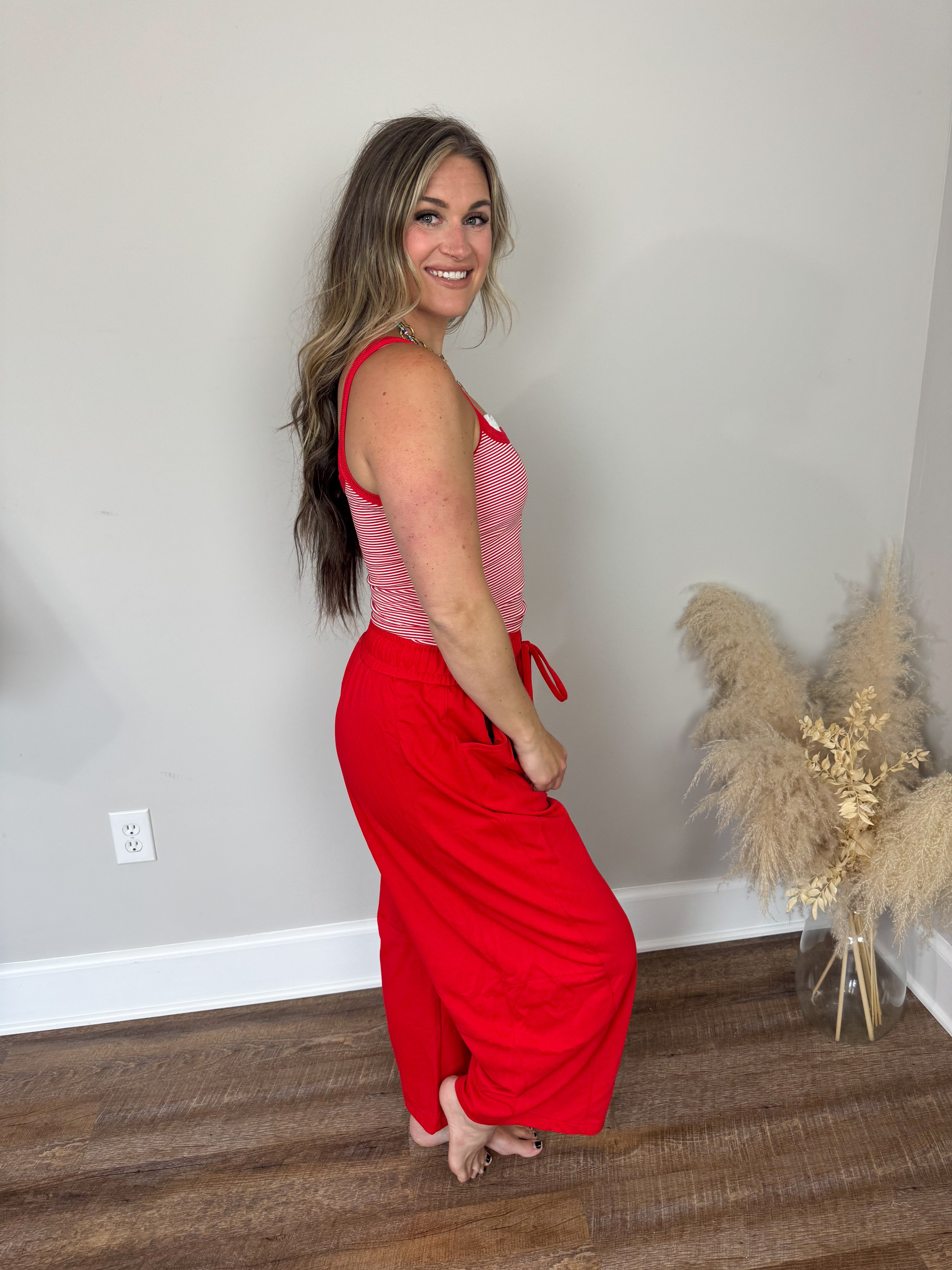 Noah Barrel Sweatpants | Red