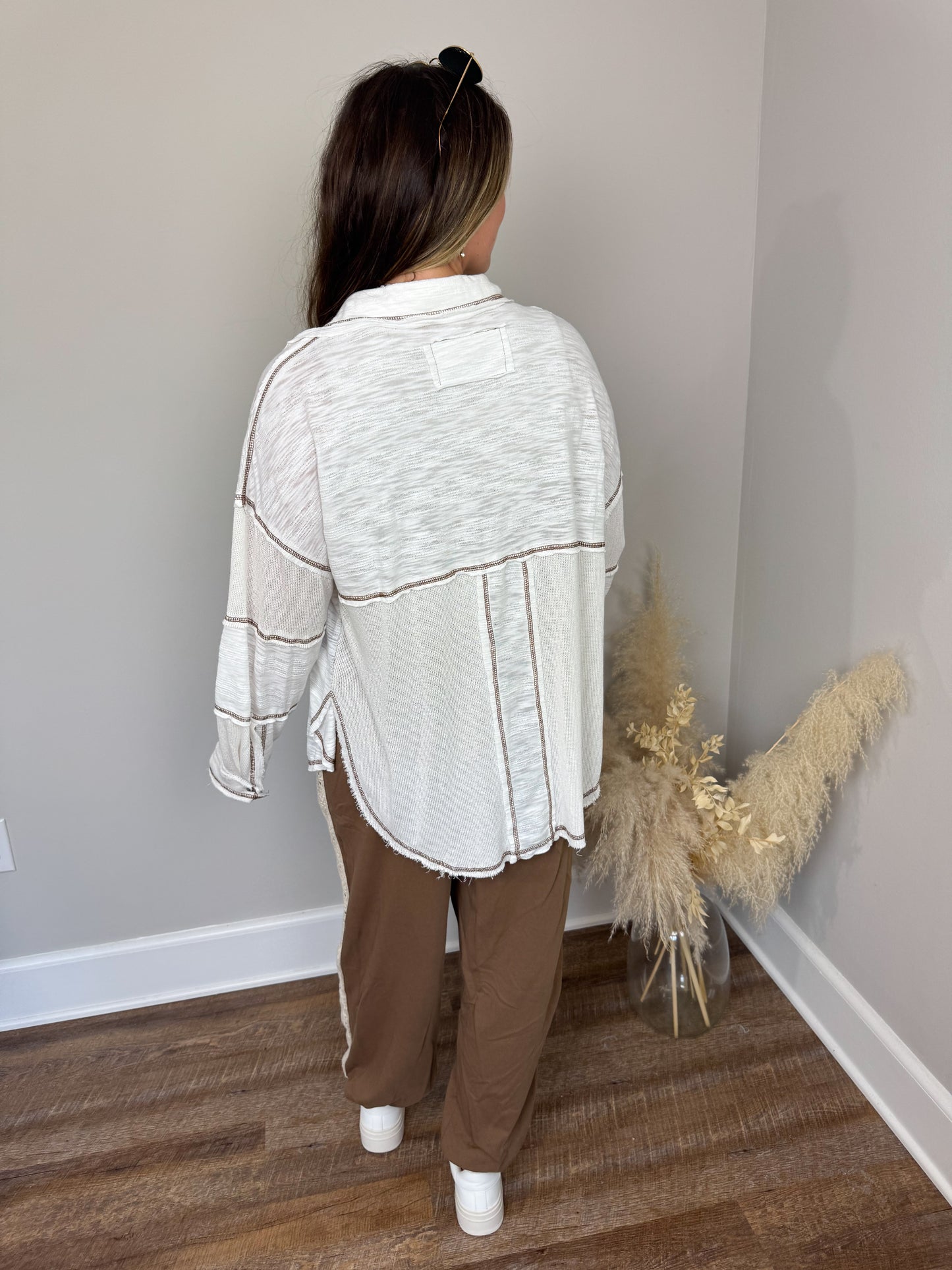 Shelton Contrast Top