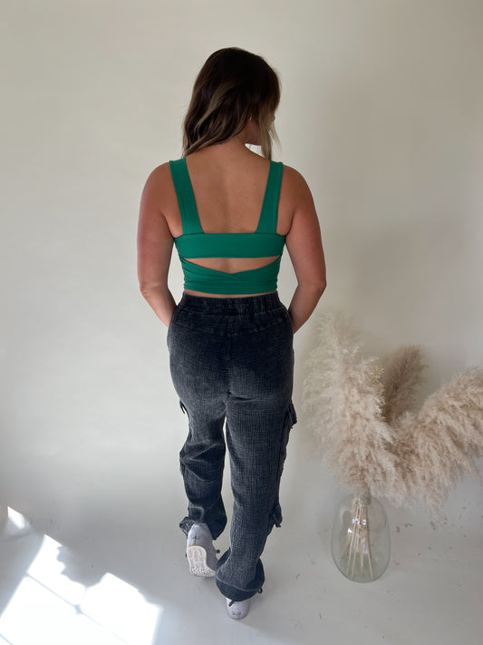 Des Square Neck Crop Top | Green