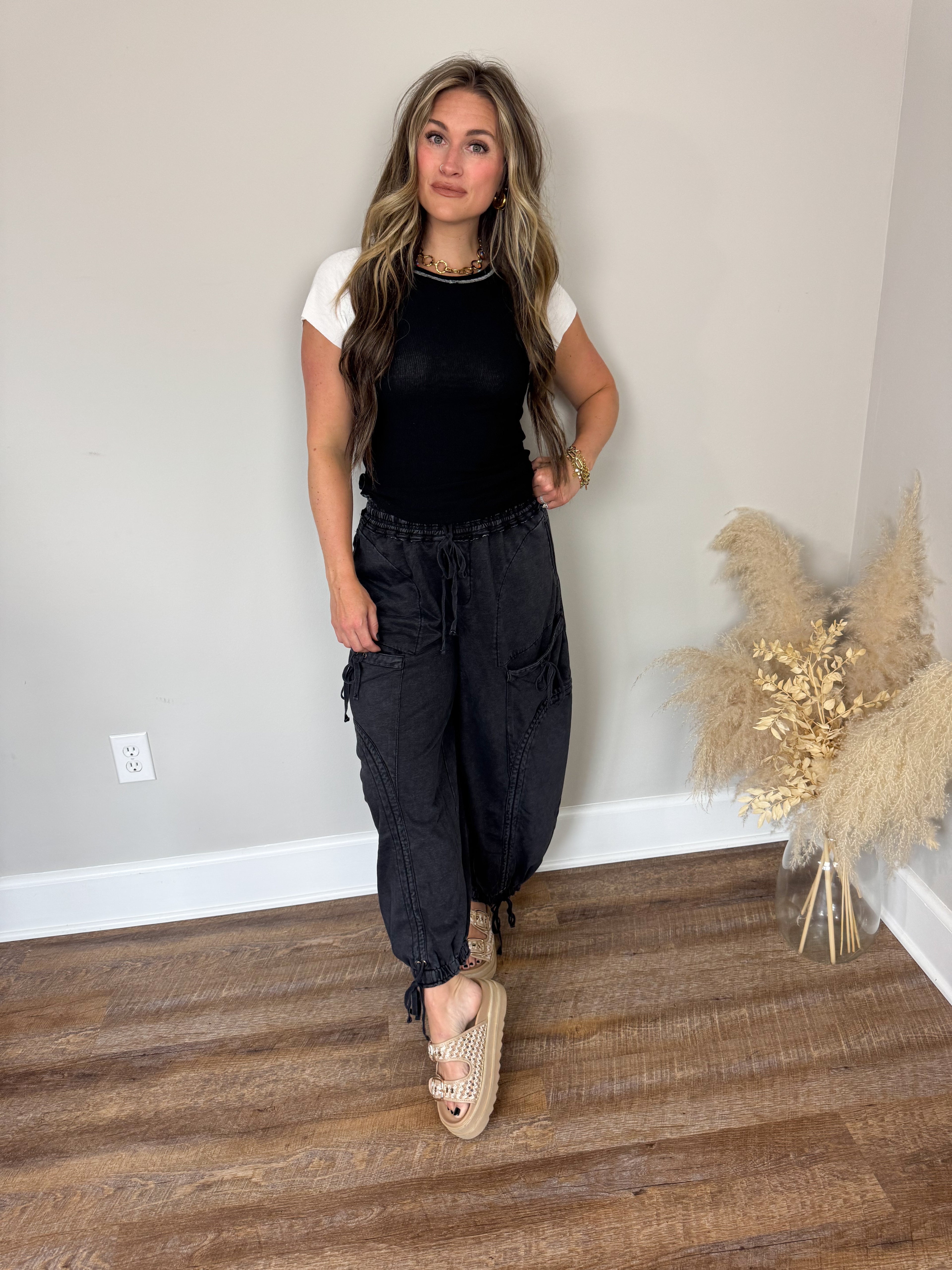 Elli Short Sleeve Top | Black