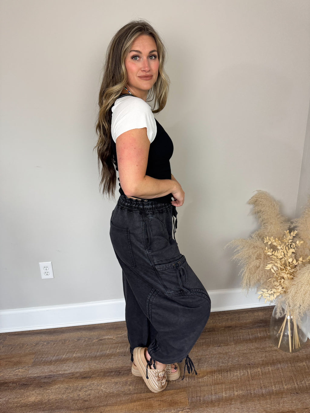 Elli Short Sleeve Top | Black