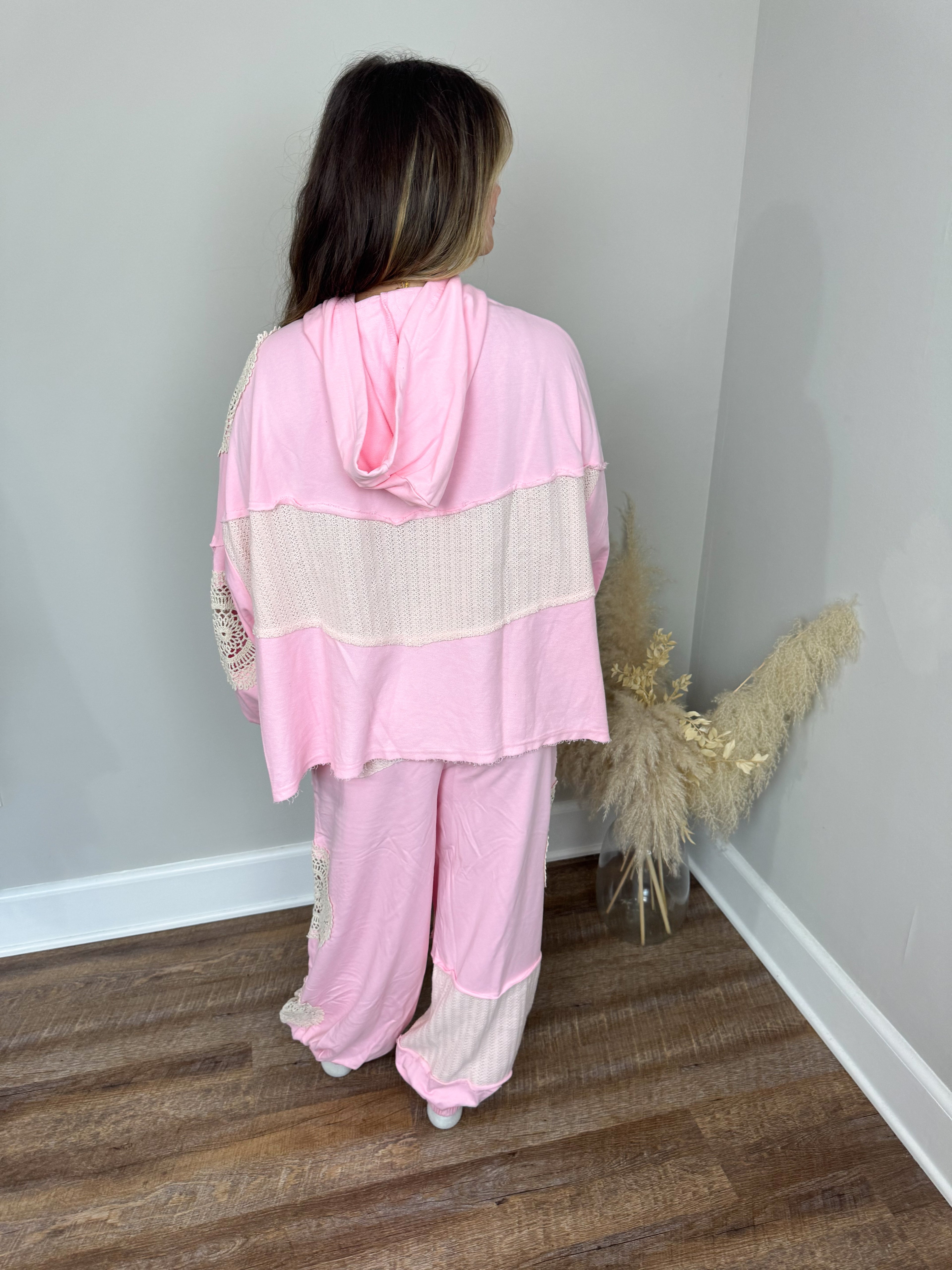Kylie Crochet Joggers | Pink [Love Sal X POL]