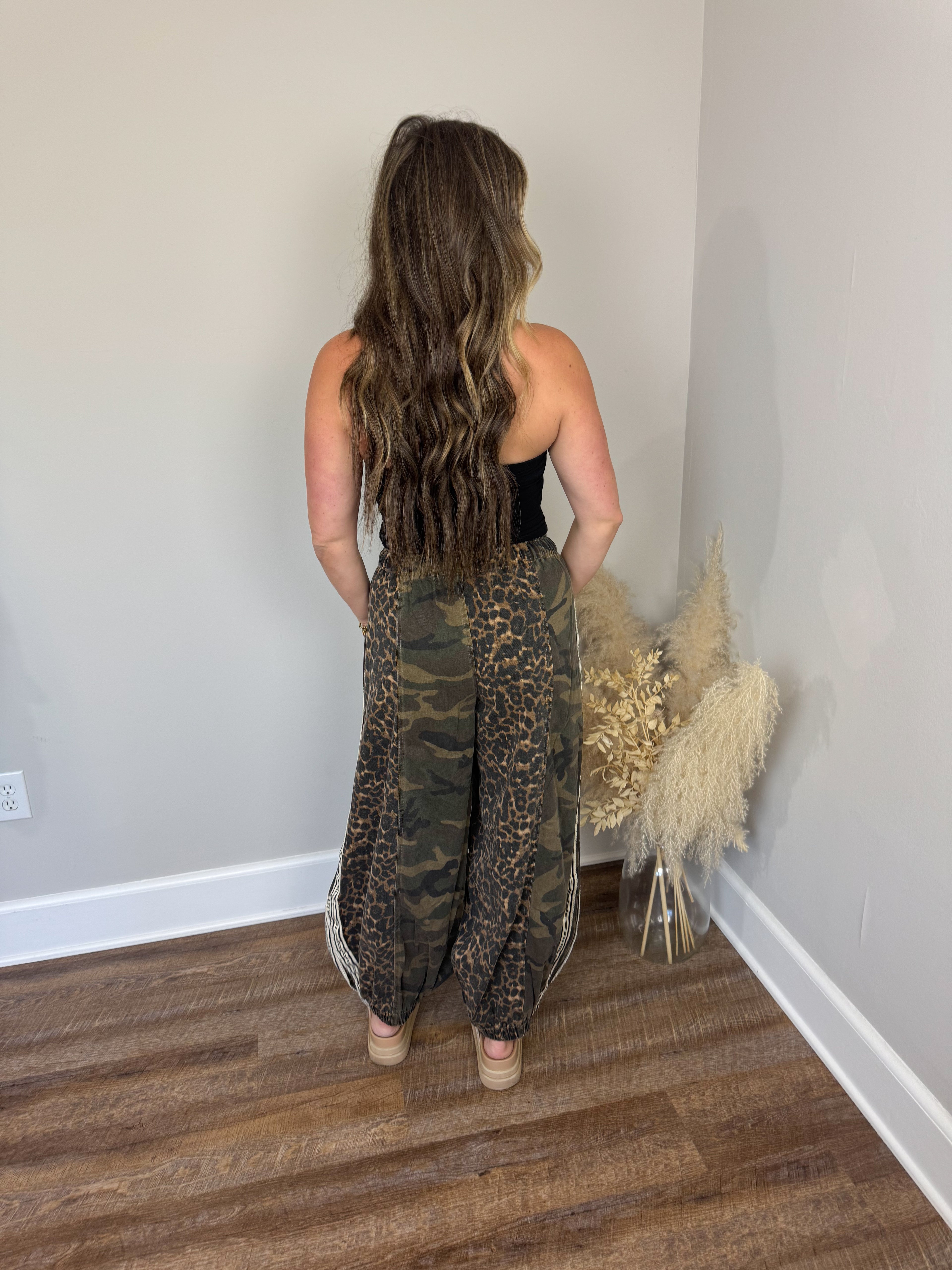 Gypsy Grove Joggers | Camo